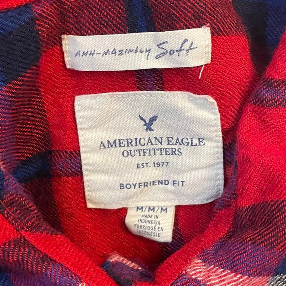 American Eagle Red Plaid Flannel Shirt Women’s Medium Boyfriend Fit Soft - Picture 3 of 11